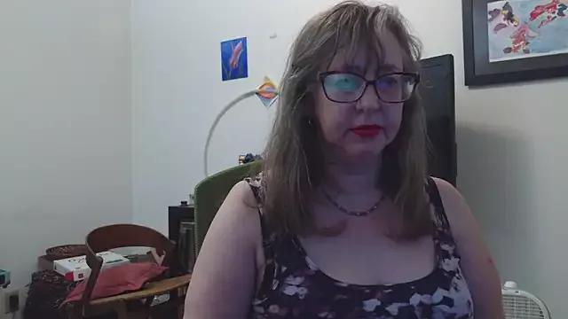 LilyLuscious from StripChat is Freechat