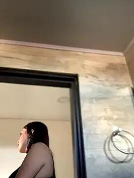 Linda_LS from StripChat is Freechat