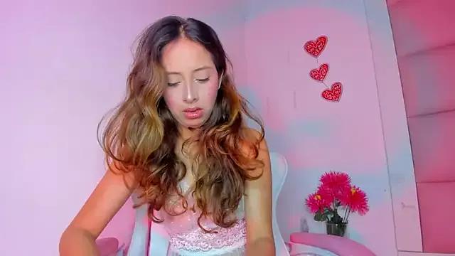 little-Emma from StripChat is Freechat