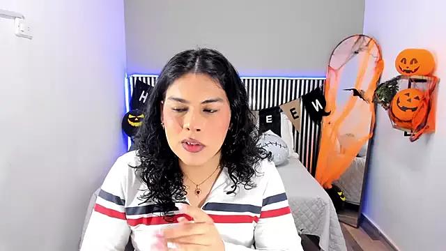 Little_Alli from StripChat is Freechat