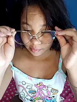 little_onixx from StripChat is Freechat