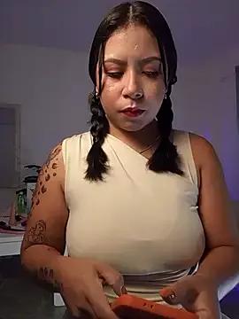 little_susie from StripChat is Freechat