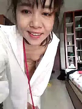 Little_suzy5 from StripChat is Freechat