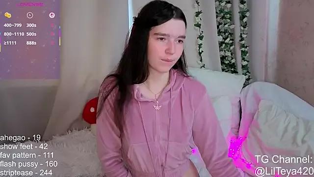 Teen sex cams free adult cams: check-out the satisfaction of conversing and c2c with our stunning models, who will teach you all about seduction and dreams with their smoking hot shapes.