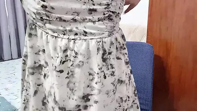 littlecn from StripChat is Freechat