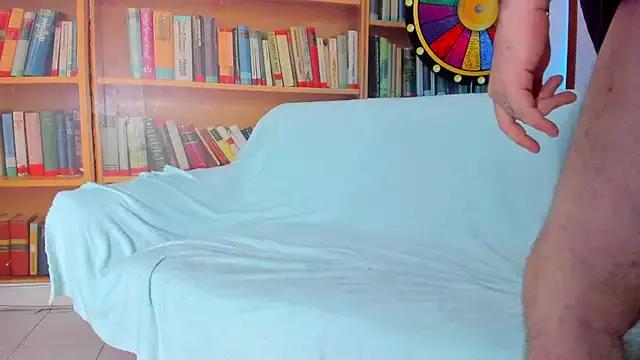 Littlepearl23 from StripChat is Freechat