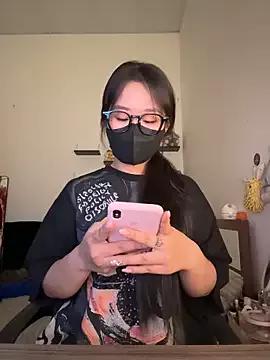 Photos of Livender_2x from StripChat is Freechat