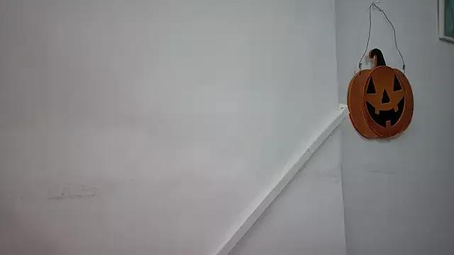 Lizbeth_Rouse from StripChat is Freechat