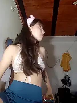 lola3baby from StripChat is Freechat
