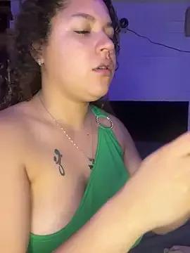 Lolavenezia from StripChat is Freechat