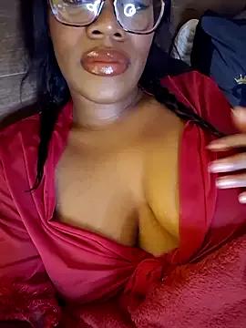 lollycoco from StripChat is Freechat