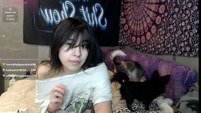London_Ray from StripChat is Freechat