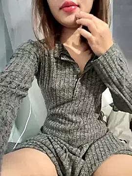 lonelygirl_k2 from StripChat is Freechat