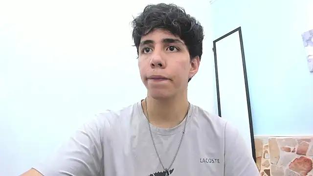 Louis_markk from StripChat is Freechat