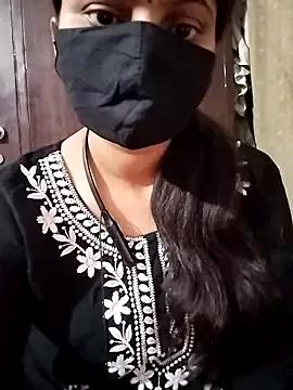 Lovely-Lush from StripChat is Freechat