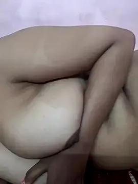 lovelyhhp from StripChat is Freechat