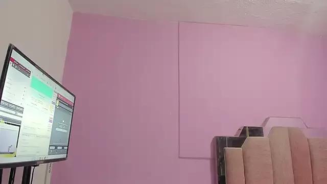 Teen sex cams free adult cams: check-out the satisfaction of conversing and c2c with our stunning models, who will teach you all about seduction and dreams with their smoking hot shapes.