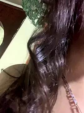 Lucia_20x from StripChat is Freechat