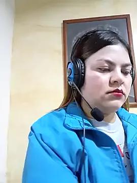 LUCIANA__99 from StripChat is Freechat