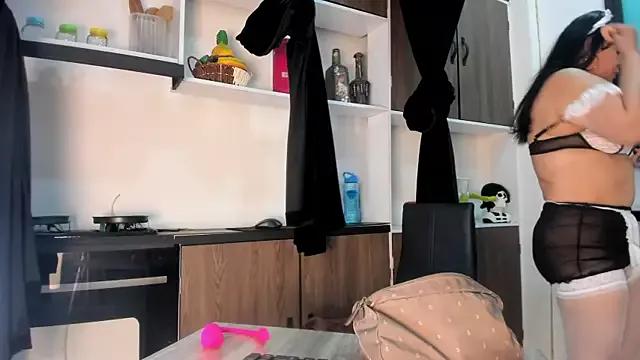 Luciana_Blackwell from StripChat is Freechat