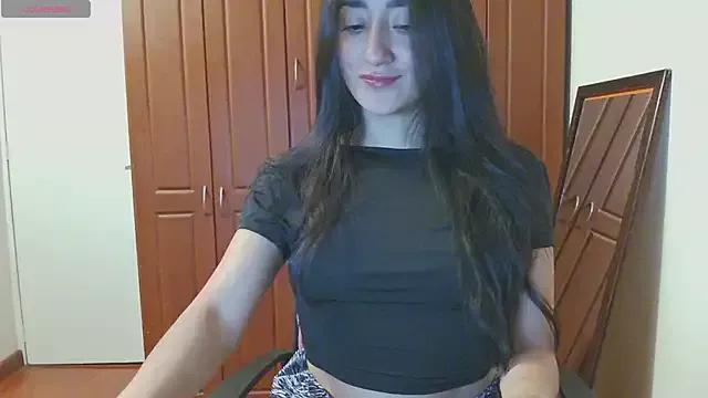 luciilove from StripChat is Freechat