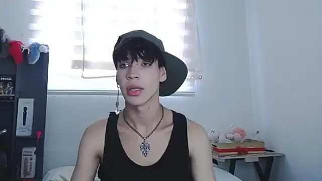 lucky_stricke from StripChat is Freechat