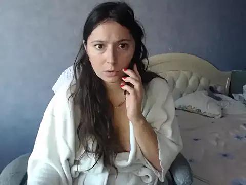 LuckyLisa23 from StripChat is Freechat