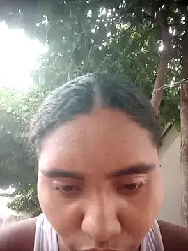 Lucy-Ferr from StripChat is Freechat