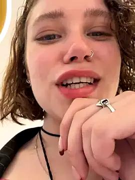 lucy-joy from StripChat is Freechat