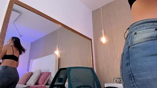 Teen sex cams free adult cams: check-out the satisfaction of conversing and c2c with our stunning models, who will teach you all about seduction and dreams with their smoking hot shapes.