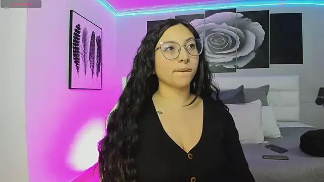 Teen sex cams free adult cams: check-out the satisfaction of conversing and c2c with our stunning models, who will teach you all about seduction and dreams with their smoking hot shapes.
