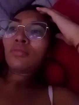 lucyy_liiuu from StripChat is Freechat