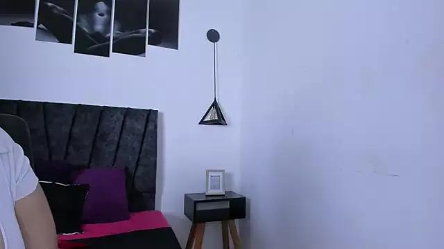 Teen sex cams free adult cams: check-out the satisfaction of conversing and c2c with our stunning models, who will teach you all about seduction and dreams with their smoking hot shapes.