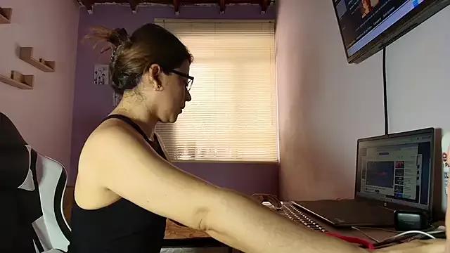 Teen sex cams free adult cams: check-out the satisfaction of conversing and c2c with our stunning models, who will teach you all about seduction and dreams with their smoking hot shapes.