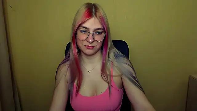 Teen sex cams free adult cams: check-out the satisfaction of conversing and c2c with our stunning models, who will teach you all about seduction and dreams with their smoking hot shapes.