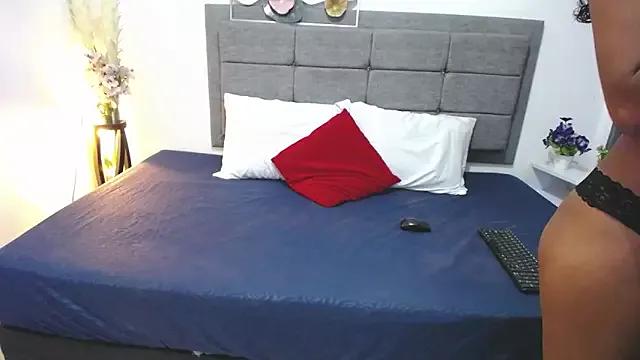 Luna_Sophy from StripChat is Freechat