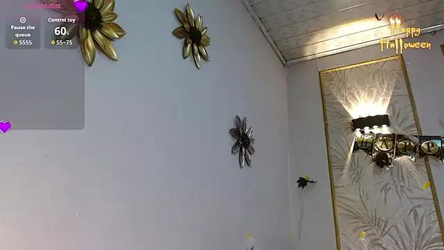 LunaaGrey_ from StripChat is Freechat