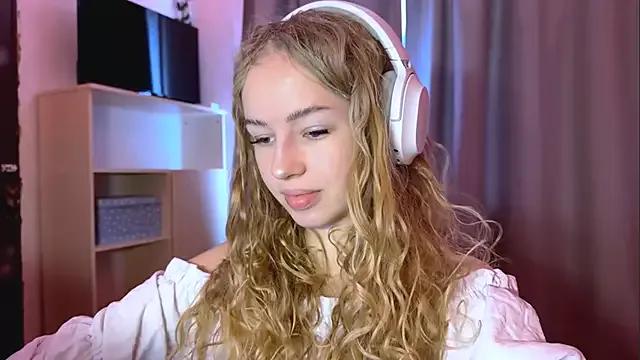 Teen sex cams free adult cams: check-out the satisfaction of conversing and c2c with our stunning models, who will teach you all about seduction and dreams with their smoking hot shapes.