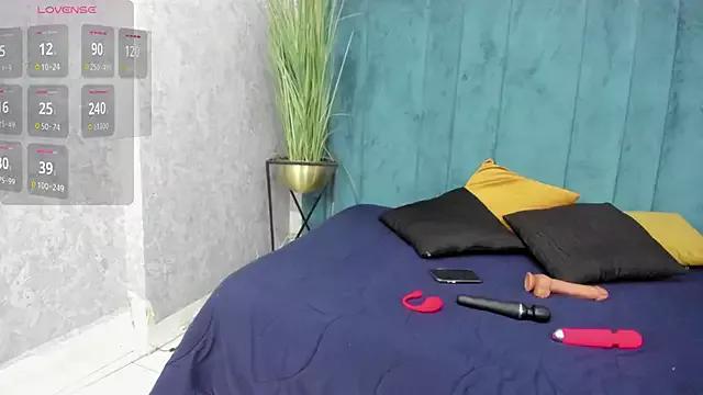 LunaEmber_ from StripChat is Freechat