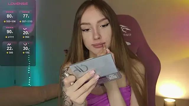 Teen sex cams free adult cams: check-out the satisfaction of conversing and c2c with our stunning models, who will teach you all about seduction and dreams with their smoking hot shapes.