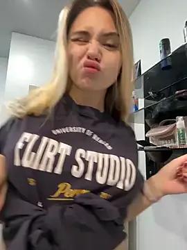 Teen sex cams free adult cams: check-out the satisfaction of conversing and c2c with our stunning models, who will teach you all about seduction and dreams with their smoking hot shapes.