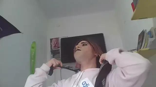 lunaxxxtreme from StripChat is Freechat