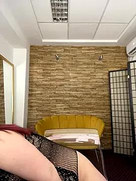 Lunna_Squirt from StripChat is Freechat