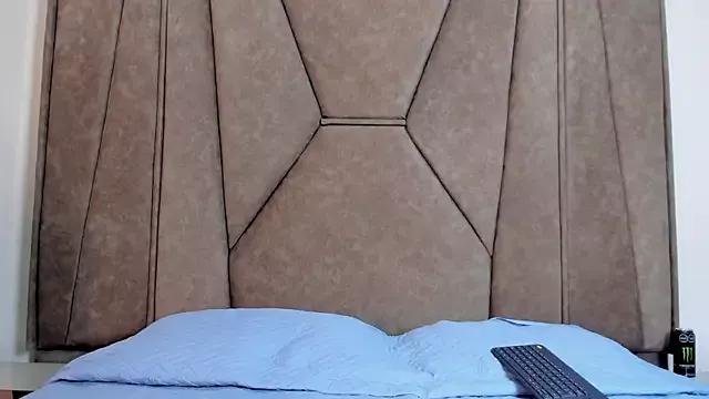 Lunna_Williams from StripChat is Freechat