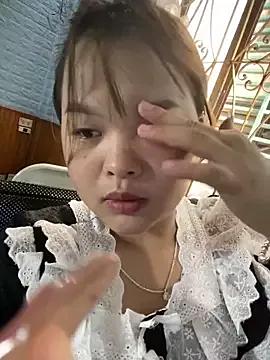 Lyly8802 from StripChat