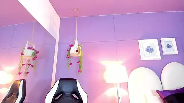 M0lly_Beckers from StripChat is Freechat