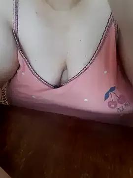 Madam-bezoul from StripChat is Freechat