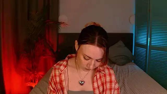 Maddy_Garcia from StripChat is Freechat