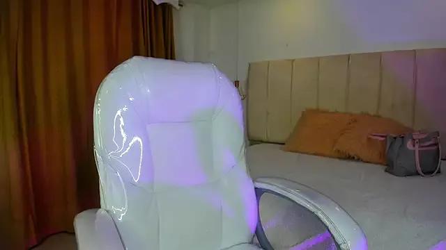 Maddy_Rouse1 from StripChat is Freechat