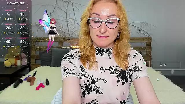 MadissonKiss from StripChat is Freechat